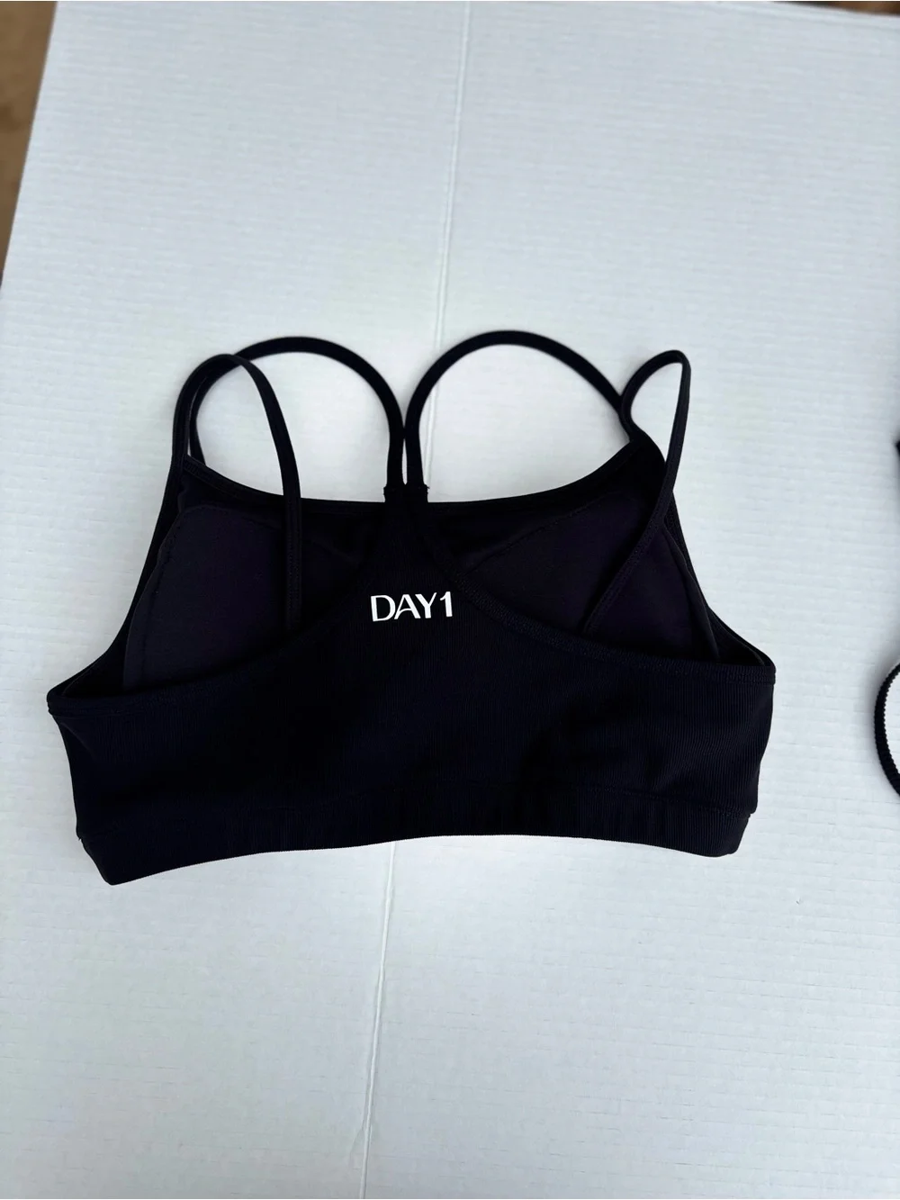 Elevate Ribbed Bra - Picture 2 of 6